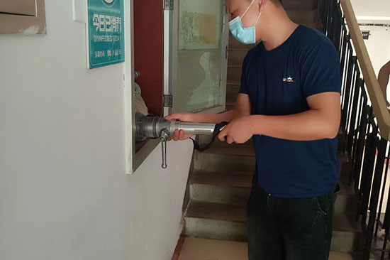 通州某中學做消電檢測